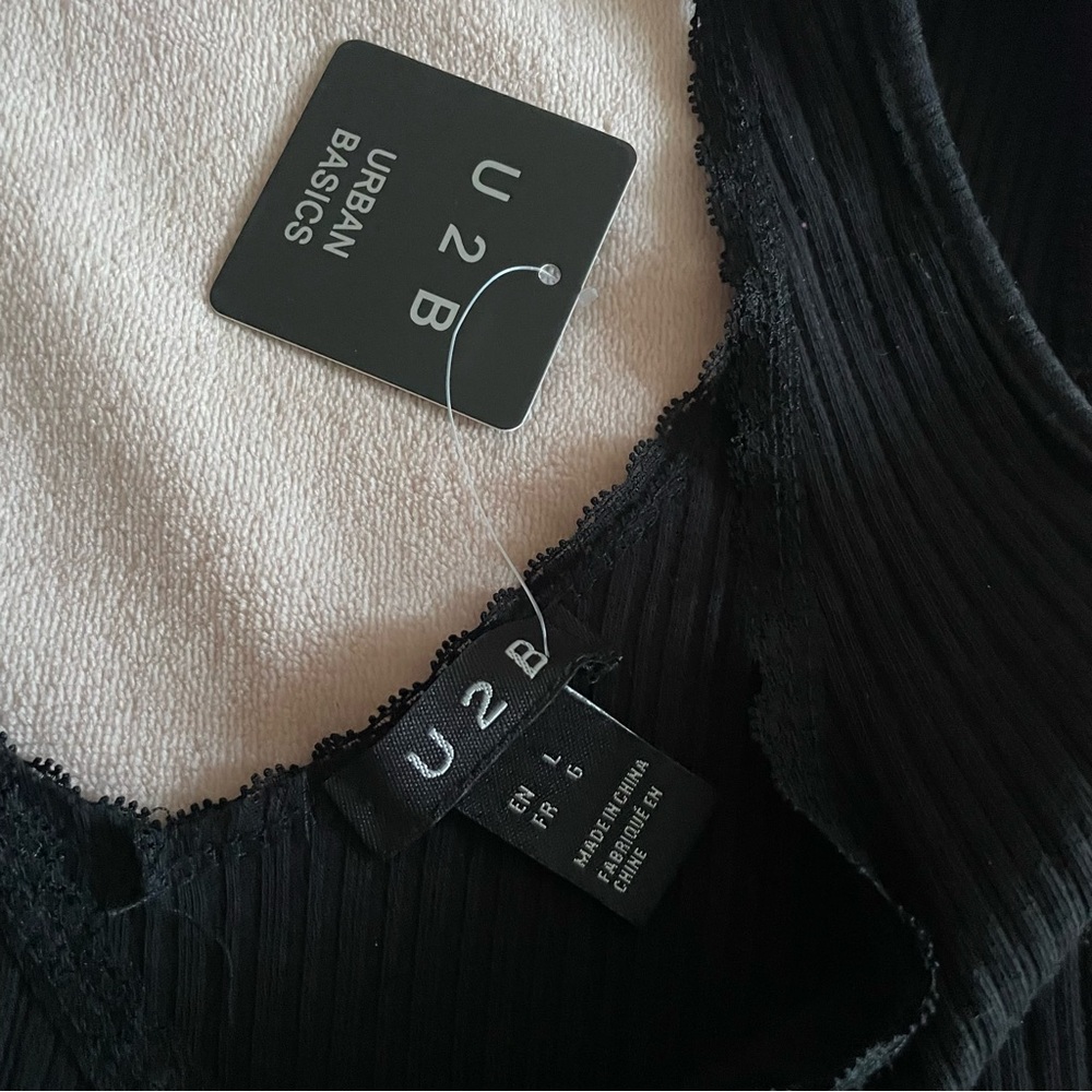 Black Ribbed Tank Top - Picture 2 of 5